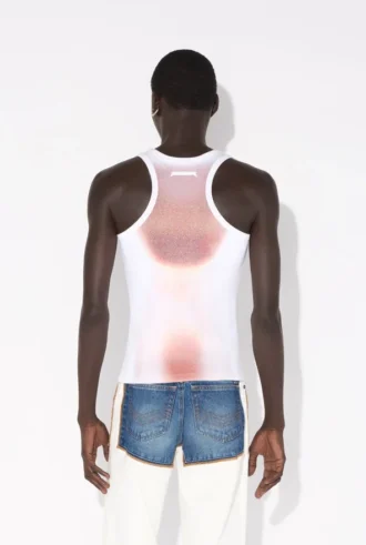 a camisola sem mangas le classique 2 330x491 - A camisola sem mangas &ldquo;Le Classique&rdquo;